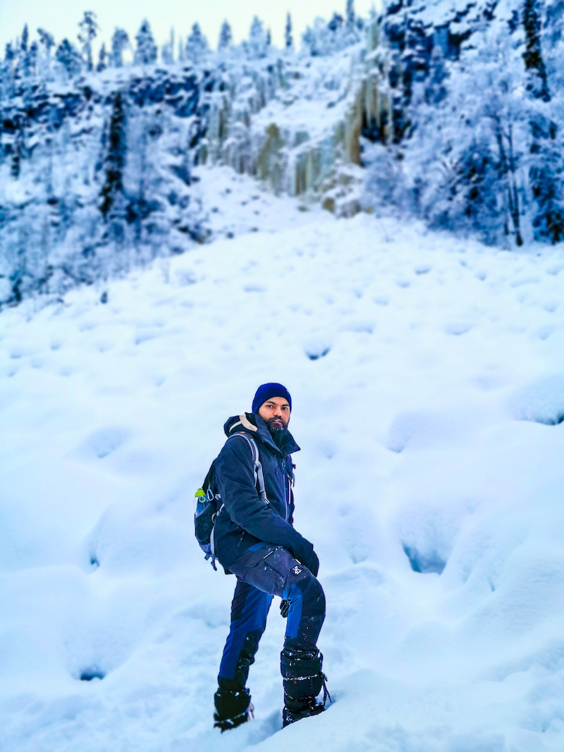 Korouoma Canyon tour in Rovaniemi in winter