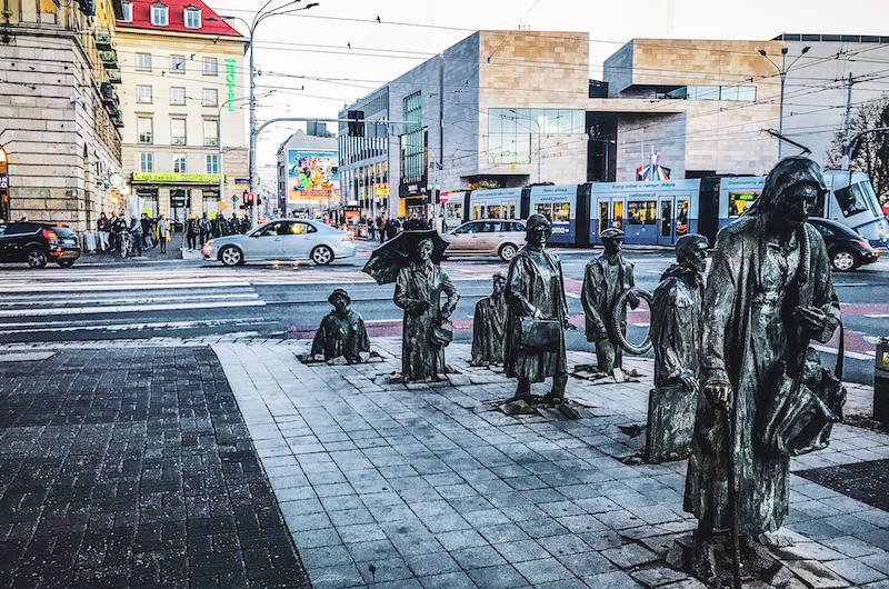 Statues at Arkady Square