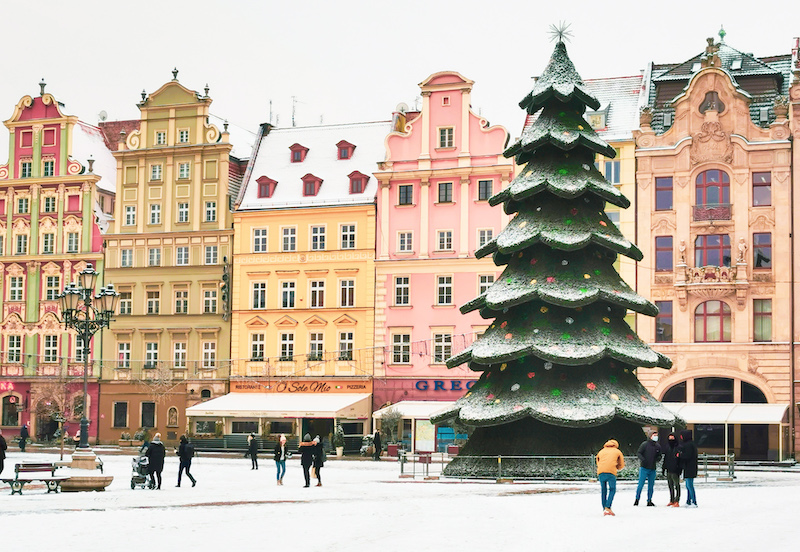 Ryenk with Christmas tree under snow