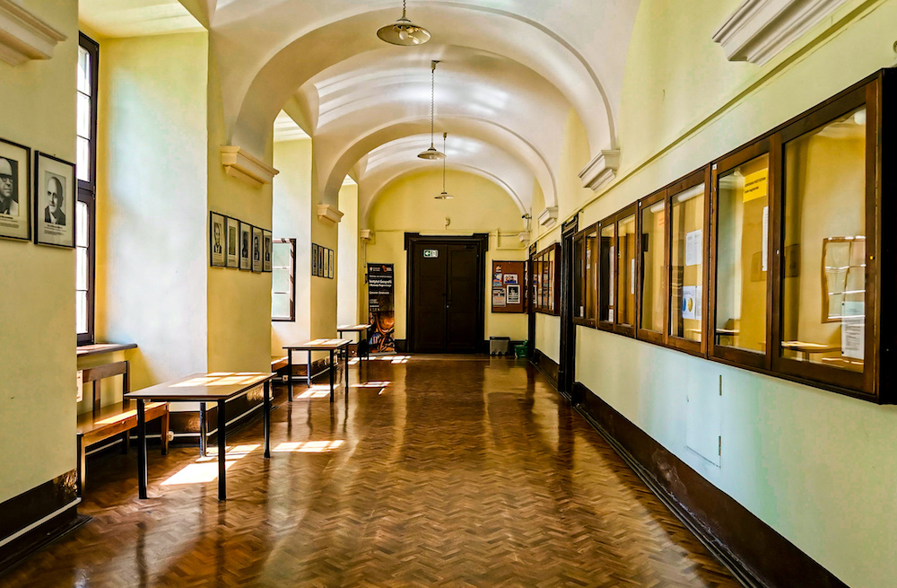 The main gallery before the University of Wrocław library