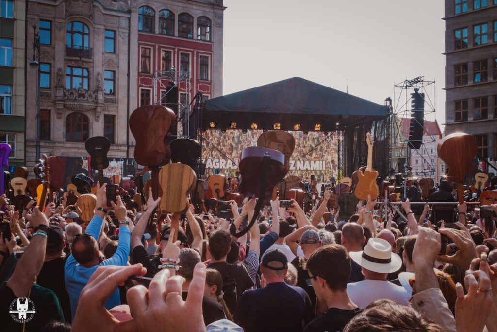 The final moment of Guitar World Record 2025 festival in Wrocław