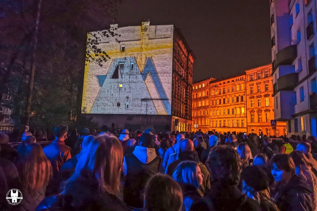 Open-air cinema on Wrocław’s tenement walls during Kinomural festival