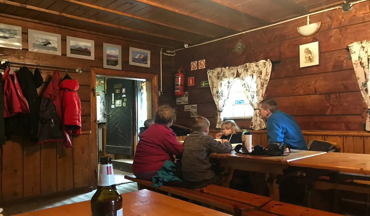 private-hiking-trip-janowice-wielkie1